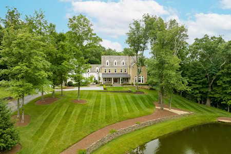 8321 River Rock Lane Delaware,  OH 43015