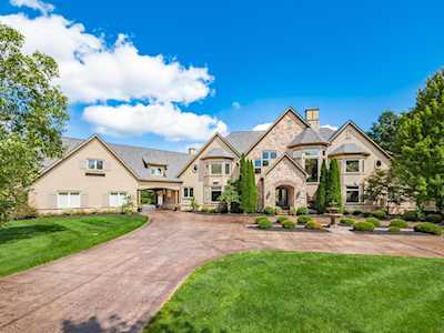 7016 Bordeaux Court Dublin,  OH 43016