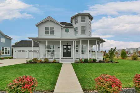 2198 Red Oak Street Lewis Center,  OH 43035